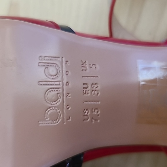 Baldi London Red High Heels Sexy Open Toe Sandals Size 7.5 - Picture 9 of 11